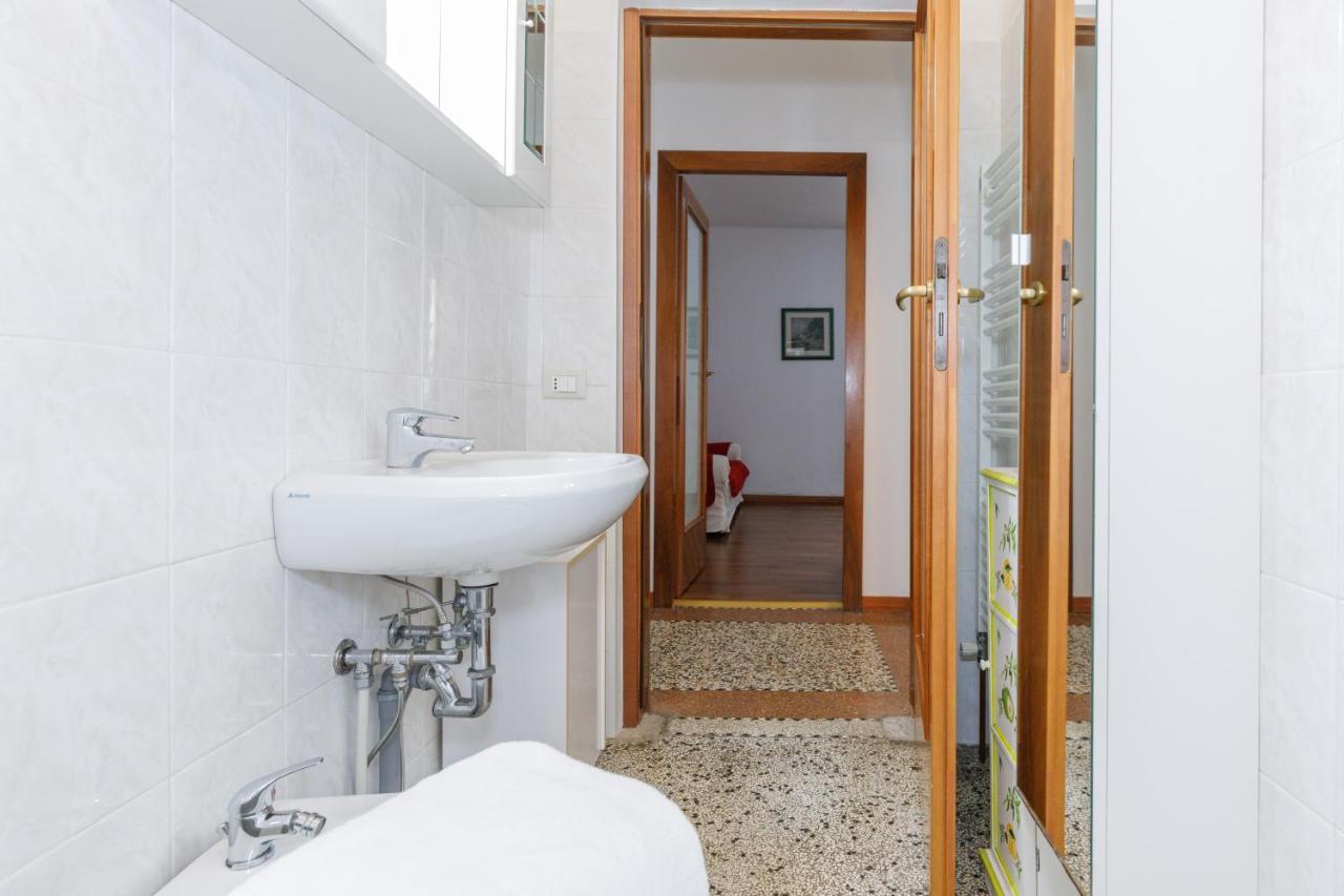 Gozzi House - Comoda Casa - Free Parking - Easy To Venice! Местре Екстер'єр фото