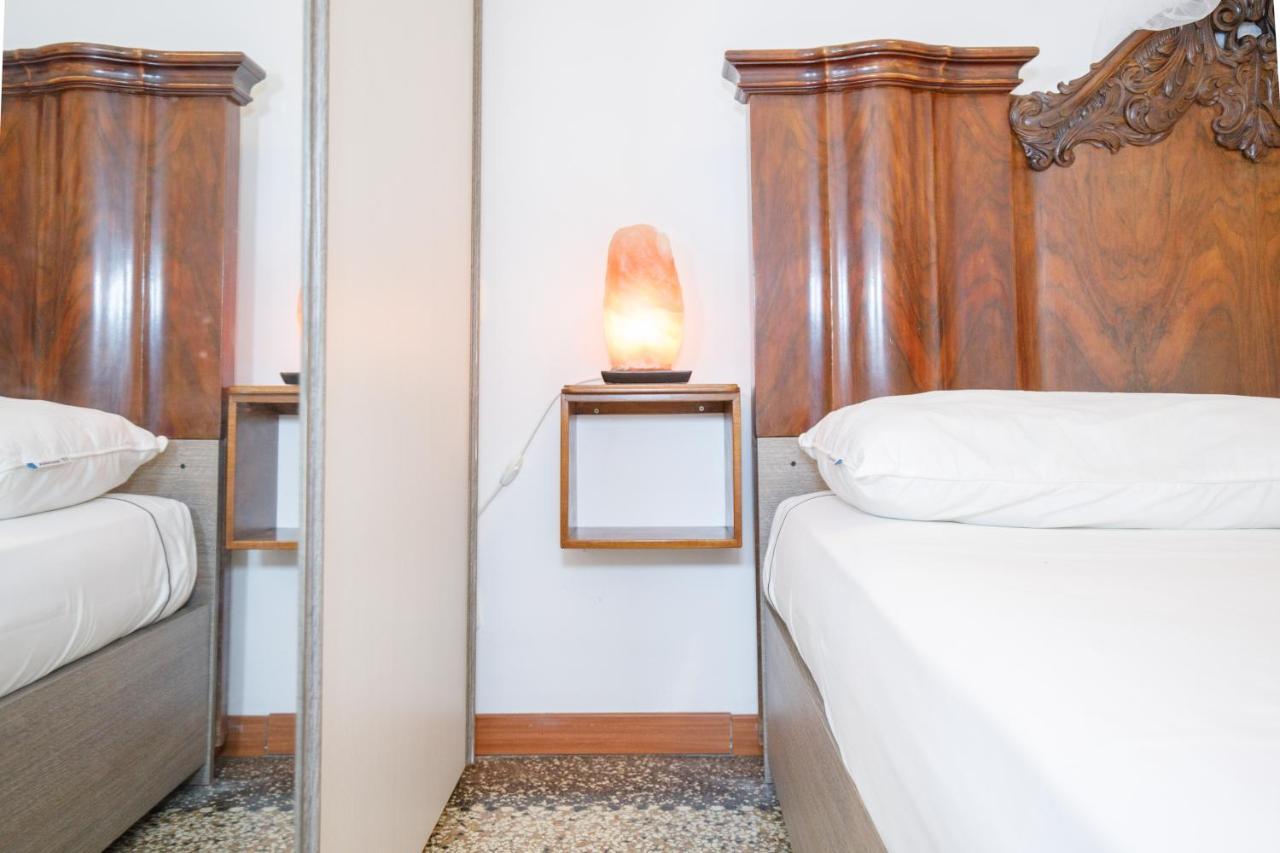 Gozzi House - Comoda Casa - Free Parking - Easy To Venice! Местре Екстер'єр фото